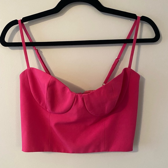 Aritzia Babaton Meta Camisole Pink - Picture 2 of 4